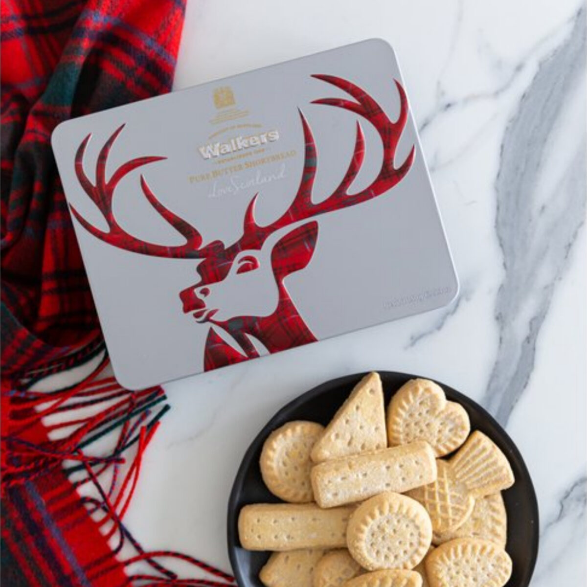 Walkers Shortbread Stag Icon Tin featuring buttery Scottish shortbread and the majestic Scottish stag