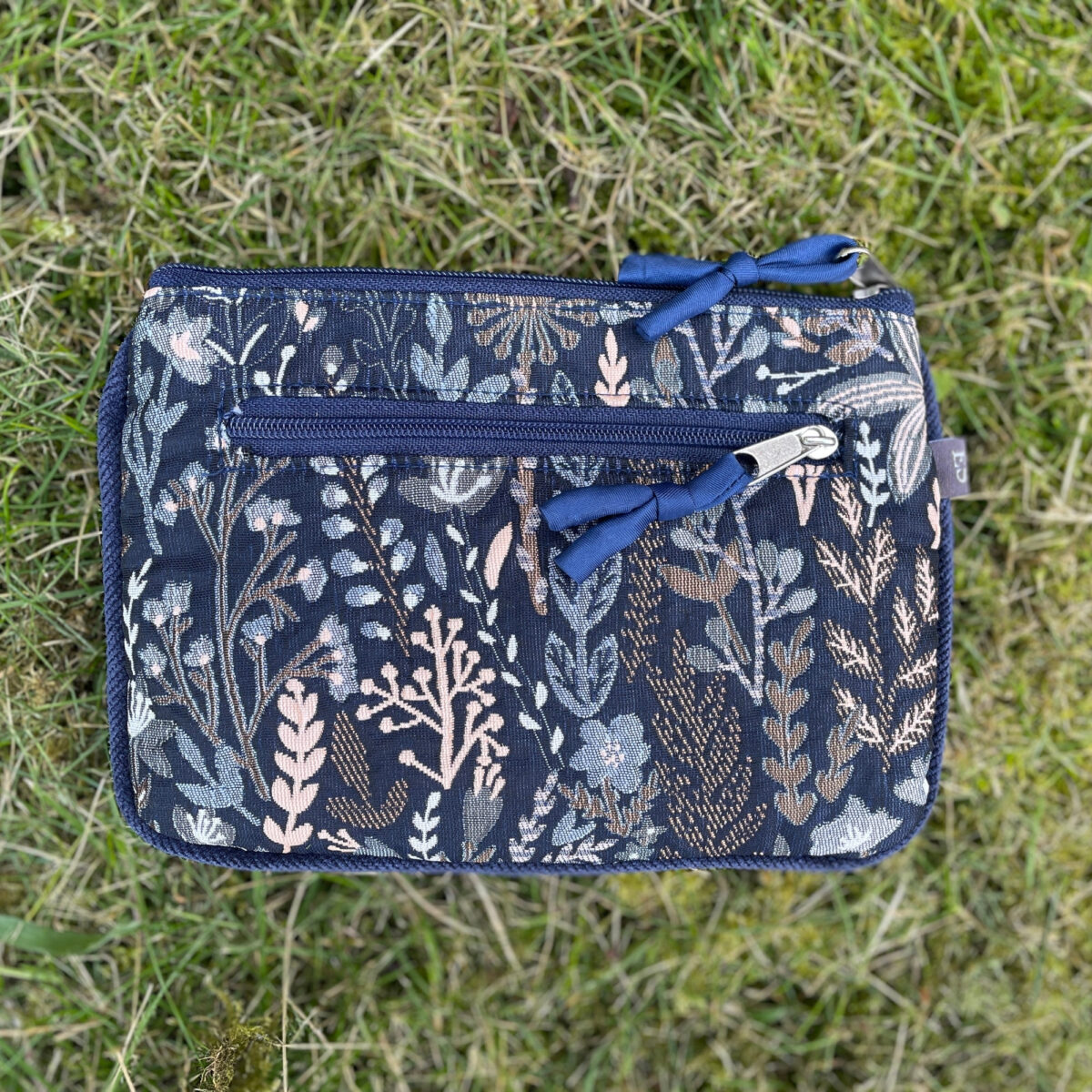 Elegant Autumn Jacquard Juliet Purse from Earth Squared